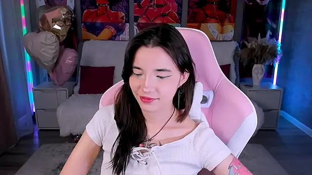 as1an girlfriend online show from 04/02/26, 09:07