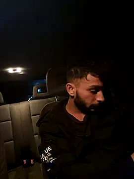 Iulianmarius12 online show from 02/11/26, 09:42