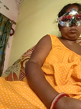 Snapshot of tinabhabhi chatting on 06/24/26, 10:03 tinabhabhi online show from 06/24/26, 10:03