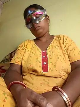 Snapshot of tinabhabhi chatting on 07/23/26, 10:13 tinabhabhi online show from 07/23/26, 10:13