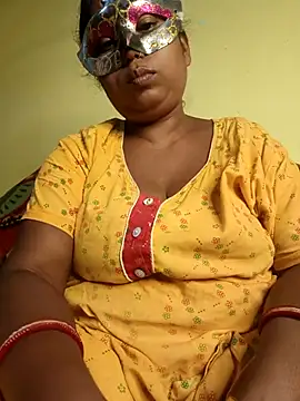 Snapshot of tinabhabhi chatting on 07/29/26, 11:19 tinabhabhi online show from 07/29/26, 11:19