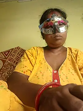 Snapshot of tinabhabhi chatting on 08/04/26, 10:07 tinabhabhi online show from 08/04/26, 10:07