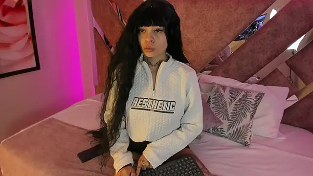 KatherineGomez online show from 02/15/25, 10:55