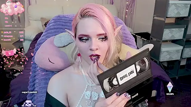 One Moment  online show from 12/18/24, 04:09