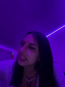 Hilary pinkk online show from 01/23/25, 02:44