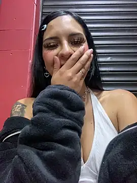 Hilary pinkk online show from 03/14/25, 01:37