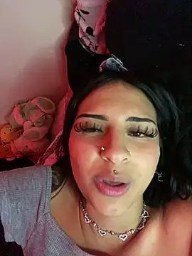 Hilary pinkk online show from 03/23/25, 07:09