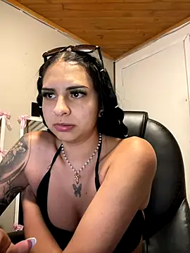 Hilary pinkk online show from 09/13/25, 01:05