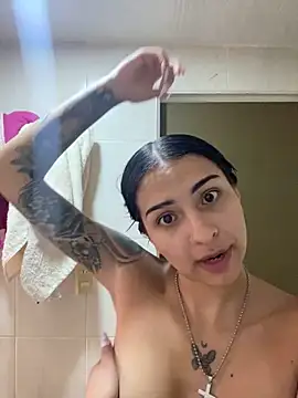 Hilary pinkk online show from 09/22/25, 07:05