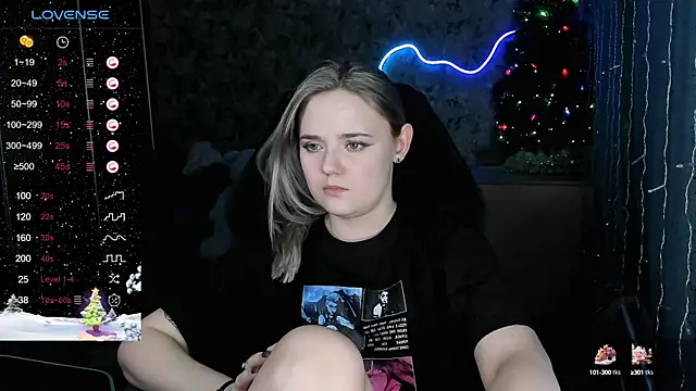 Your small bunny online show from 12/22/24, 12:05