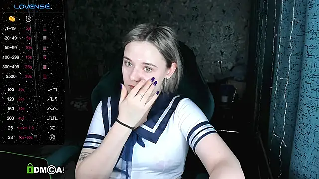 Your small bunny online show from 02/08/25, 02:04