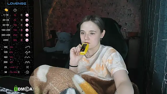 Your small bunny online show from 02/12/25, 02:21