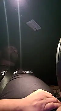 Strong Bear89 online show from 12/31/24, 07:20