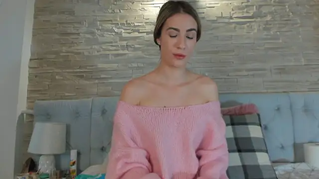 LaurynCopper online show from 02/21/25, 06:29