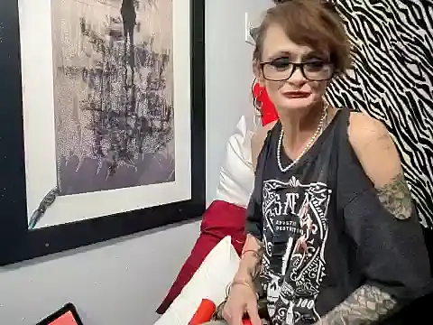 ivylee31 online show from 01/06/25, 12:16