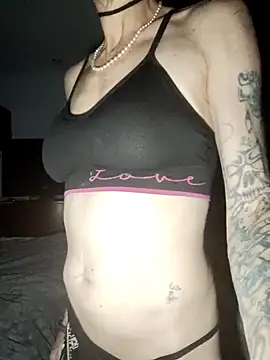 ivylee31 online show from 01/14/25, 12:33