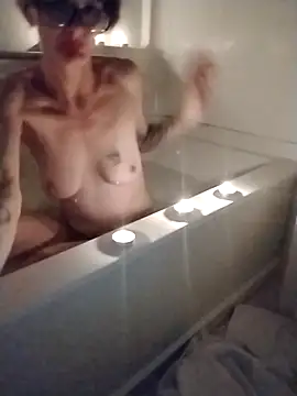 ivylee31 online show from 01/29/25, 11:14