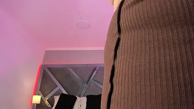 AmberiniHoffman online show from 03/13/25, 06:12