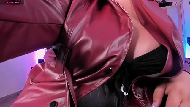 AmberiniHoffman online show from 03/30/26, 01:12