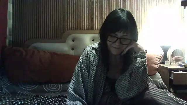 Snapshot of AlanaLaDream chatting on 12/21/24, 01:15 AlanaLaDream online show from 12/21/24, 01:15