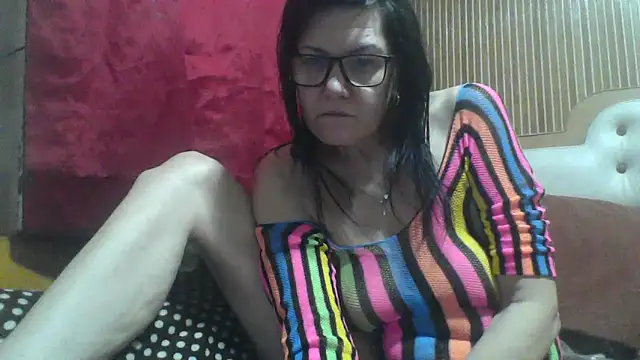 Snapshot of AlanaLaDream chatting on 01/29/25, 08:46 AlanaLaDream online show from 01/29/25, 08:46