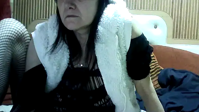 Snapshot of AlanaLaDream chatting on 02/13/25, 06:59 AlanaLaDream online show from 02/13/25, 06:59