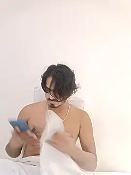 Samser0403 online show from 09/28/25, 06:02