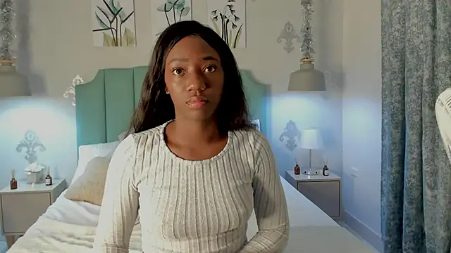 Khenta Michells online show from 02/04/25, 09:49