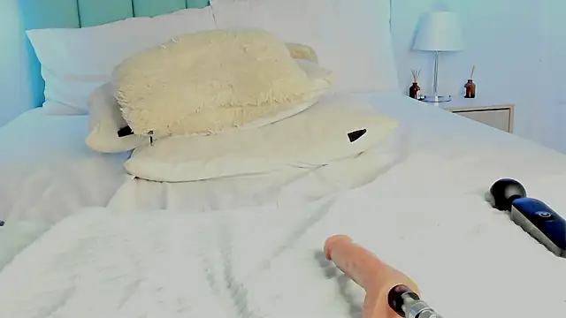 Khenta Michells online show from 02/27/25, 01:17