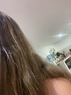 gwen ashly online show from 04/16/26, 09:04