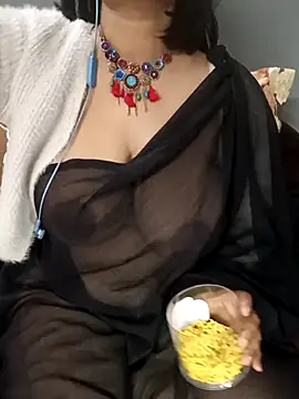 Snapshot of Dr_Kamsutra chatting on 12/13/25, 07:53 Dr Kamsutra online show from 12/13/25, 07:53