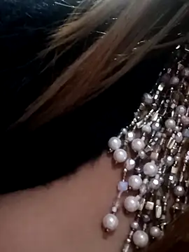 Snapshot of Dr_Kamsutra chatting on 12/22/25, 04:48 Dr Kamsutra online show from 12/22/25, 04:48