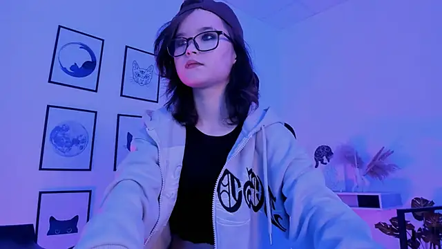 Elainebeness online show from 12/20/24, 07:17