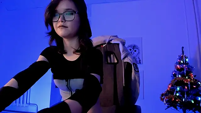 Elainebeness online show from 12/21/24, 02:09