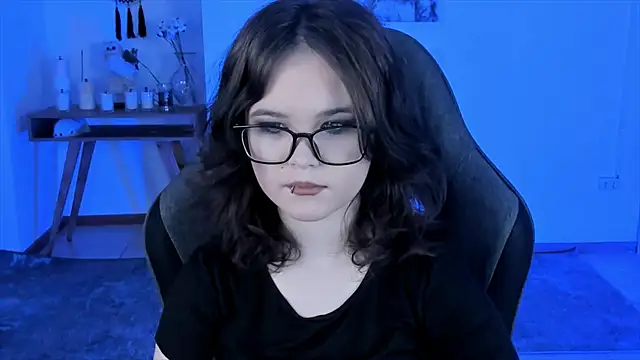 Elainebeness online show from 12/29/24, 06:38