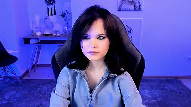 Elainebeness online show from 02/25/25, 07:47