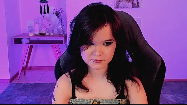 Elainebeness online show from 03/08/25, 10:56