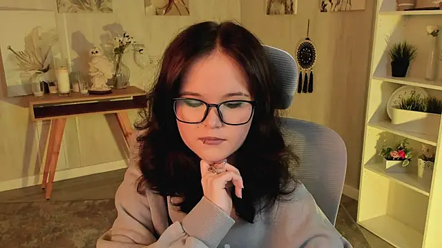 Elainebeness online show from 03/22/25, 06:58