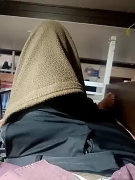 Snapshot of 1010SumiT chatting on 01/12/25, 12:01 1010SumiT online show from 01/12/25, 12:01