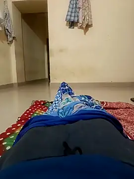 Snapshot of 1010SumiT chatting on 02/02/25, 01:12 1010SumiT online show from 02/02/25, 01:12