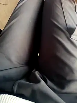 Snapshot of 1010SumiT chatting on 02/25/25, 05:30 1010SumiT online show from 02/25/25, 05:30