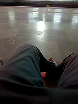 Snapshot of 1010SumiT chatting on 03/01/25, 04:22 1010SumiT online show from 03/01/25, 04:22