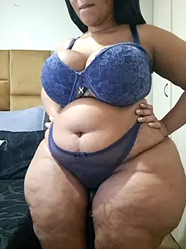 Snapshot of thicktash chatting on 06/21/26, 10:29 thicktash online show from 06/21/26, 10:29