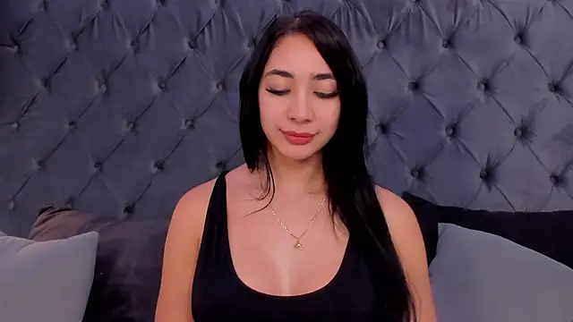 Snapshot of julieta_jewel chatting on 03/03/25, 09:55 julieta jewel online show from 03/03/25, 09:55