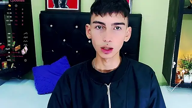 Snapshot of ttimy_x_boy chatting on 01/26/25, 07:52 ttimy x boy online show from 01/26/25, 07:52