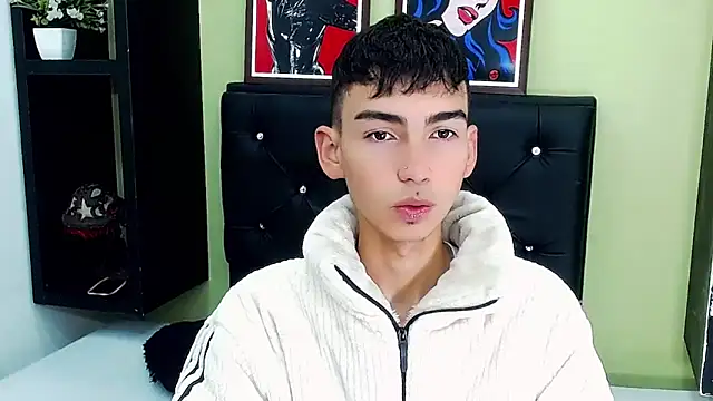 Snapshot of ttimy_x_boy chatting on 01/31/25, 09:05 ttimy x boy online show from 01/31/25, 09:05