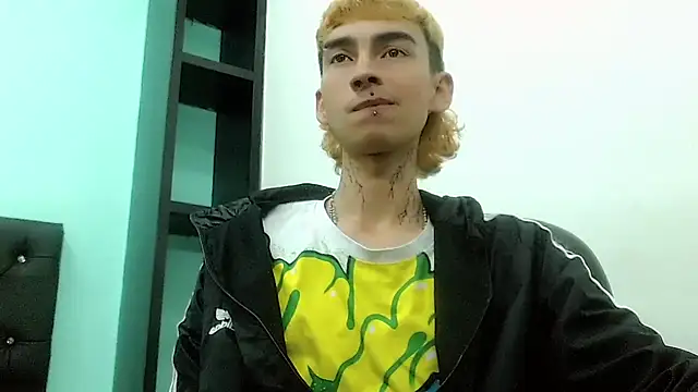 ttimy x boy online show from 03/12/26, 07:20