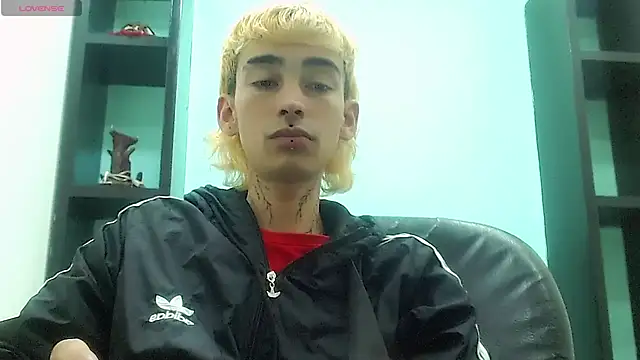 ttimy x boy online show from 04/14/26, 08:15