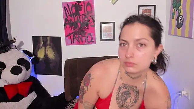 Snapshot of badsombra chatting on 11/07/25, 05:57 badsombra online show from 11/07/25, 05:57