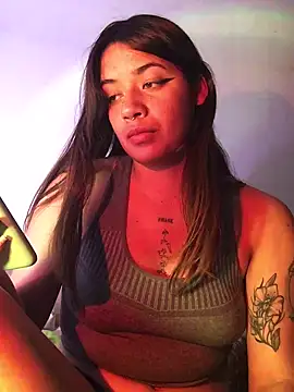 Miss oliviaa online show from 02/07/25, 12:31